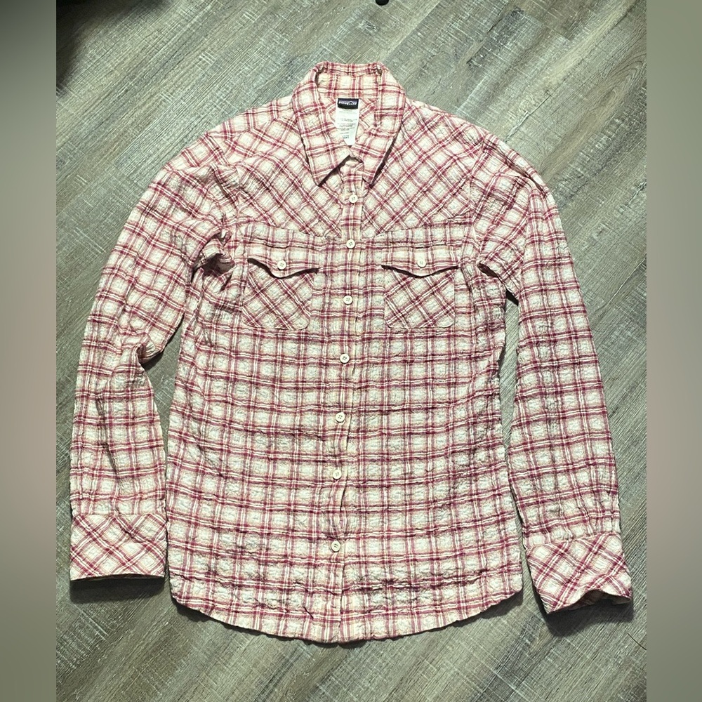 Pantagonia Long-Sleeved Highlands Shirt Pink Plaid Size 8